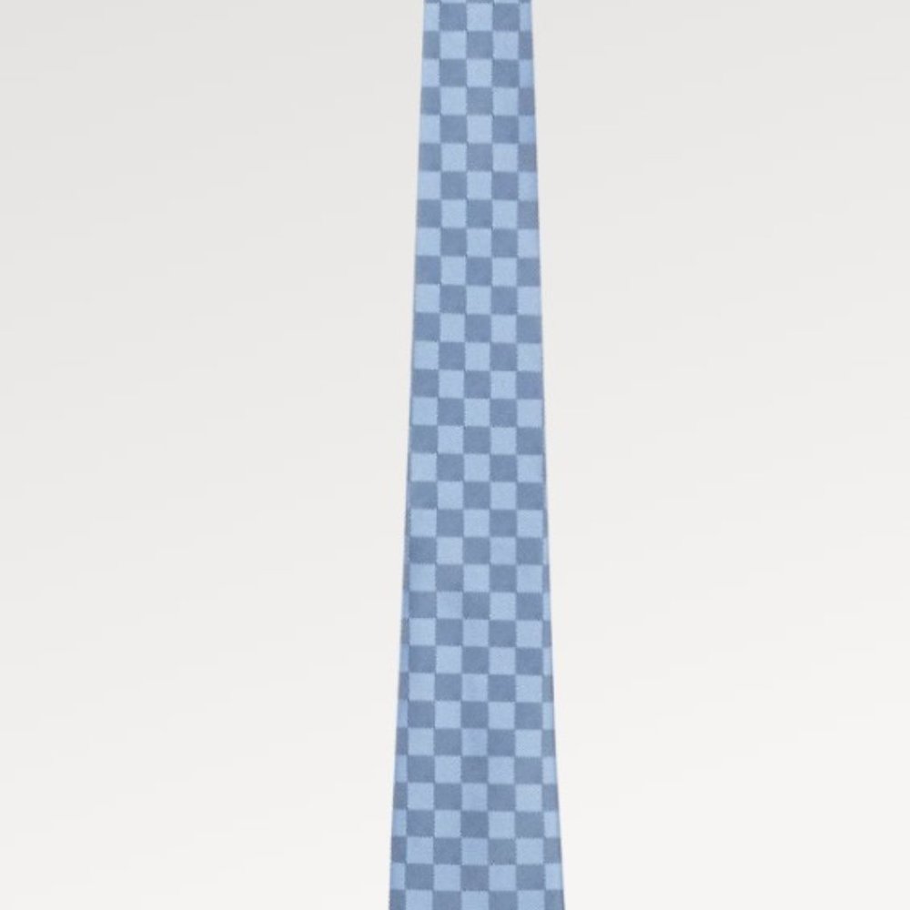 Louis Vuitton Blue checkered tie- like new